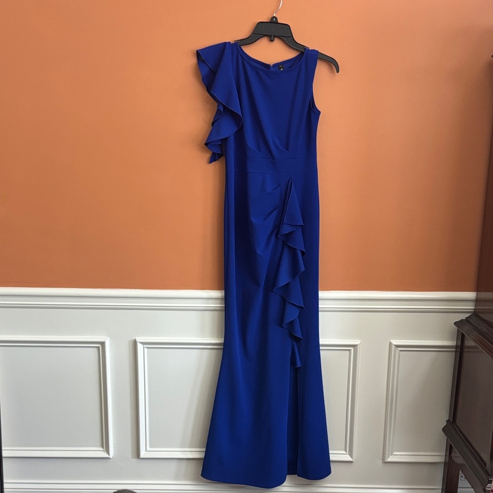 Elegant One-Shoulder Royal Blue Dress